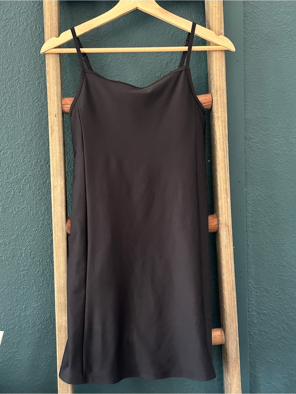 Old Navy Active Black Powersoft Tennis Dress Women’s Size Medium